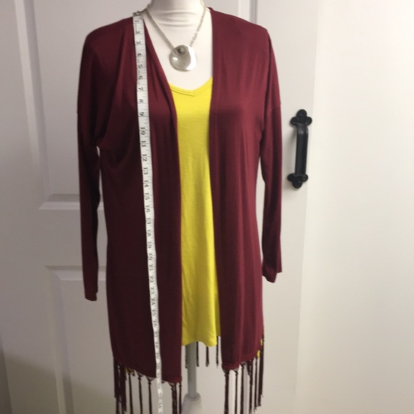 Magnificent light weight top - Picture 5 of 7